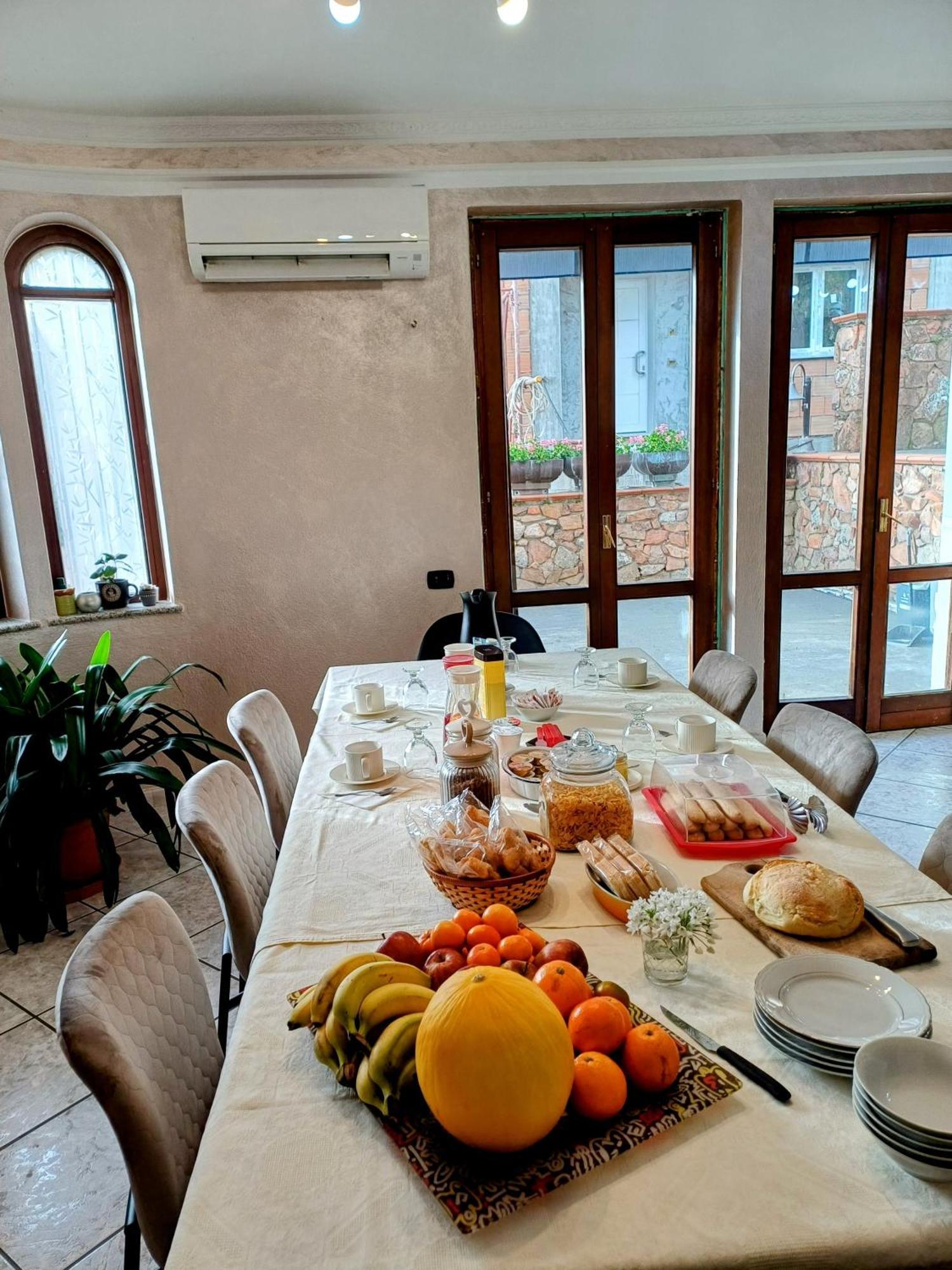 Monti E Mare Bed & Breakfast Lanusei Ngoại thất bức ảnh