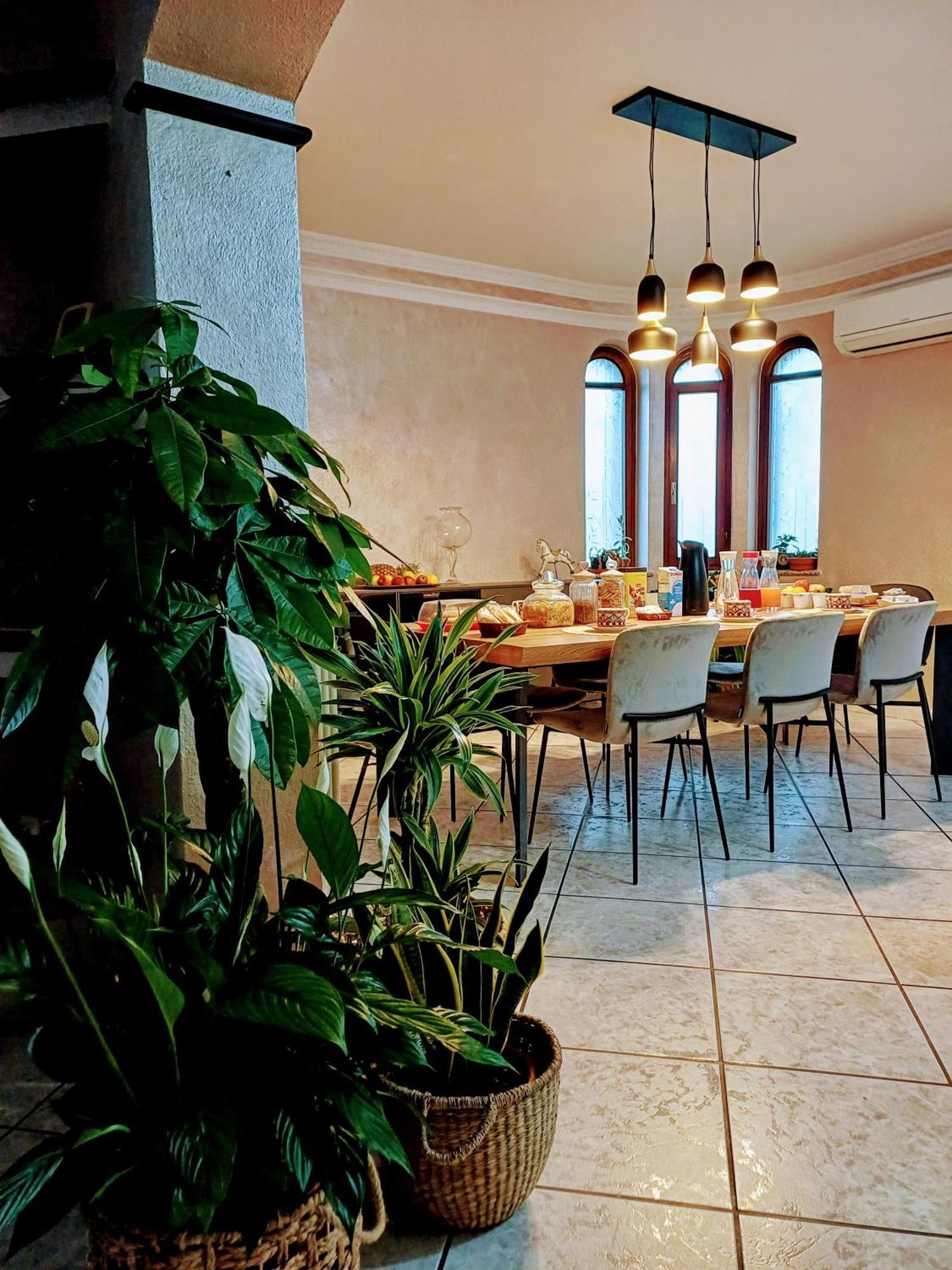 Monti E Mare Bed & Breakfast Lanusei Ngoại thất bức ảnh